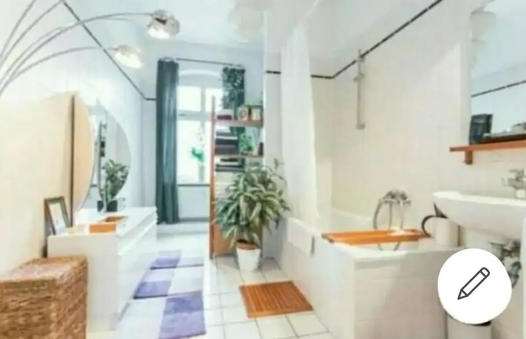 Sharing Bedroom With Host Near Alexanderplatz Berlin 0*,