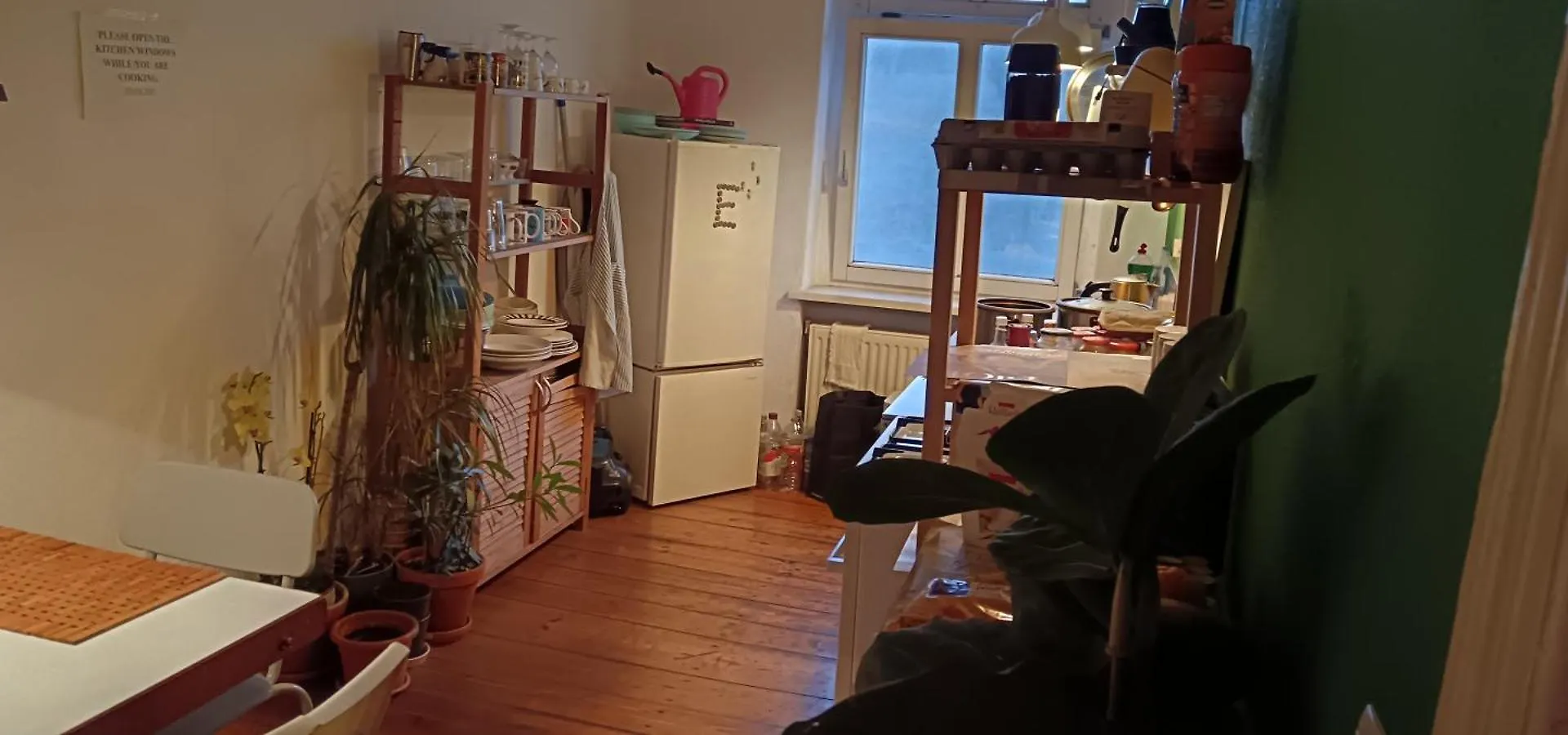 Sharing Bedroom With Host Near Alexanderplatz Berlin 0*,